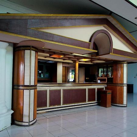 Oyo 2360 Hotel Rio Bengkulu Exterior foto