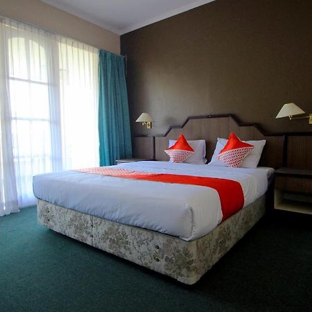 Oyo 2360 Hotel Rio Bengkulu Exterior foto