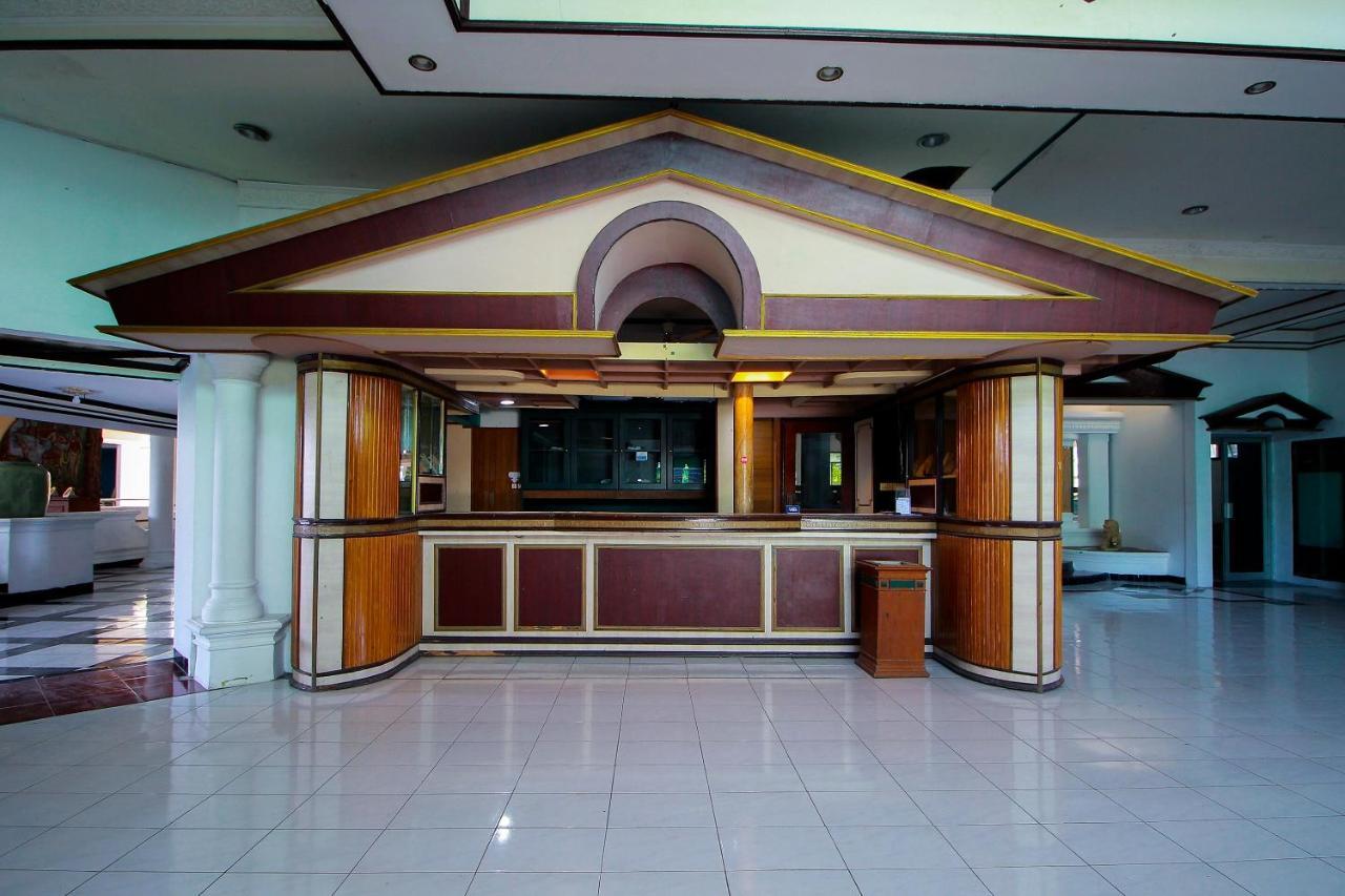 Oyo 2360 Hotel Rio Bengkulu Exterior foto