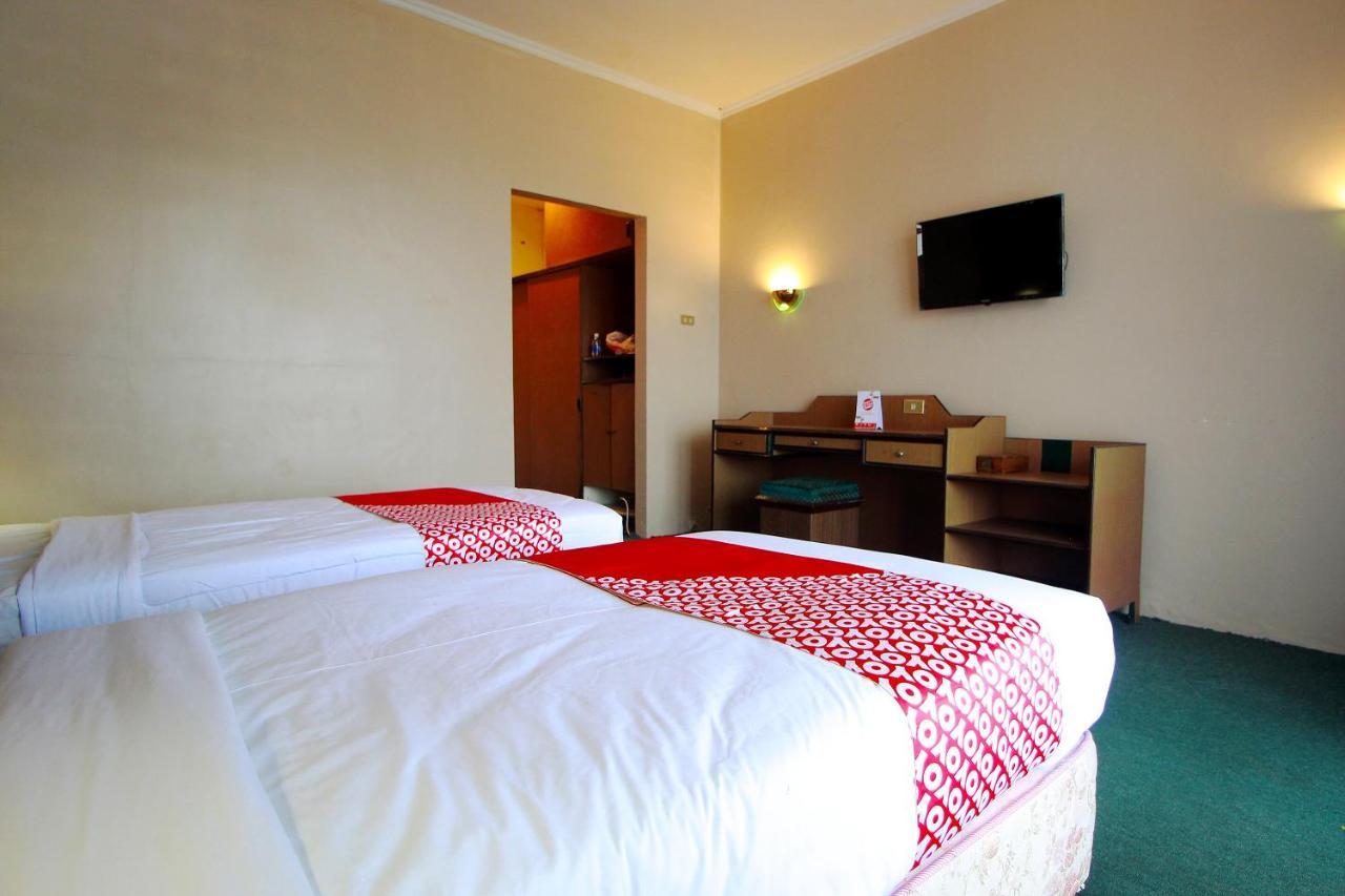Oyo 2360 Hotel Rio Bengkulu Exterior foto