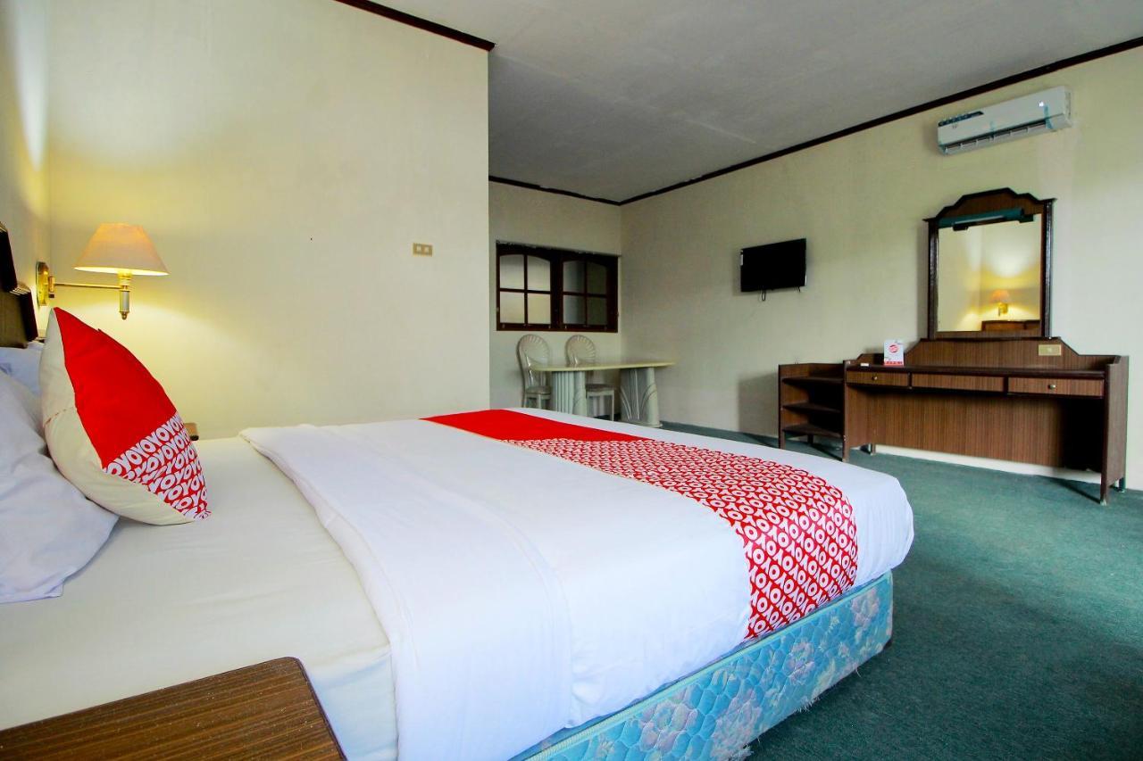 Oyo 2360 Hotel Rio Bengkulu Exterior foto