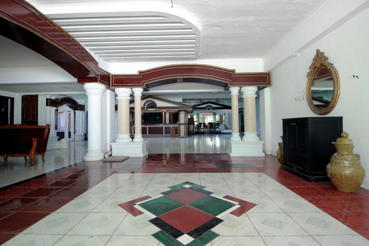 Oyo 2360 Hotel Rio Bengkulu Exterior foto