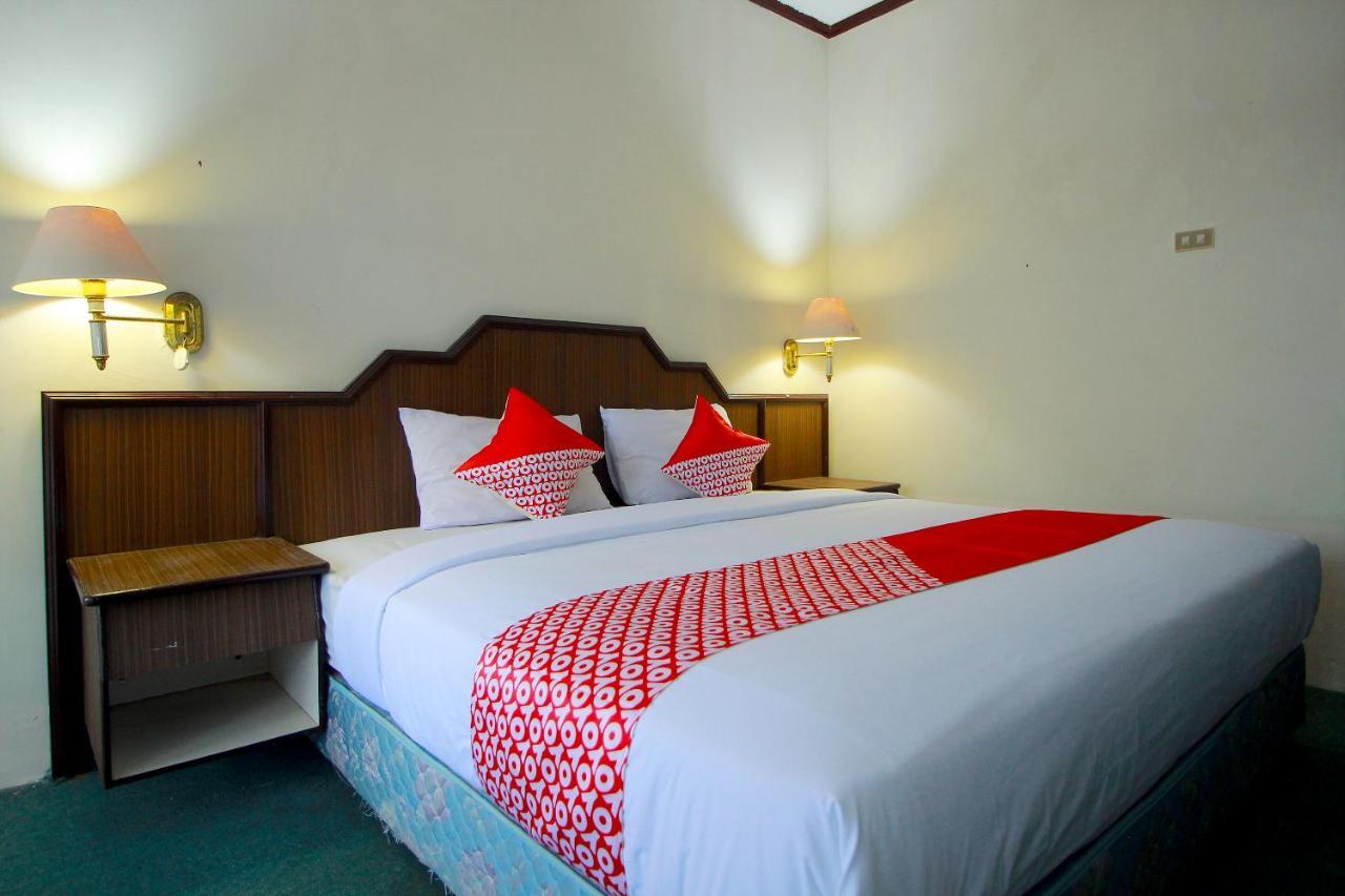 Oyo 2360 Hotel Rio Bengkulu Exterior foto