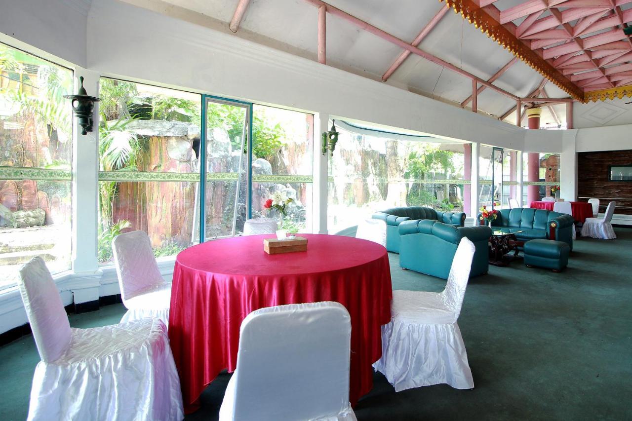 Oyo 2360 Hotel Rio Bengkulu Exterior foto