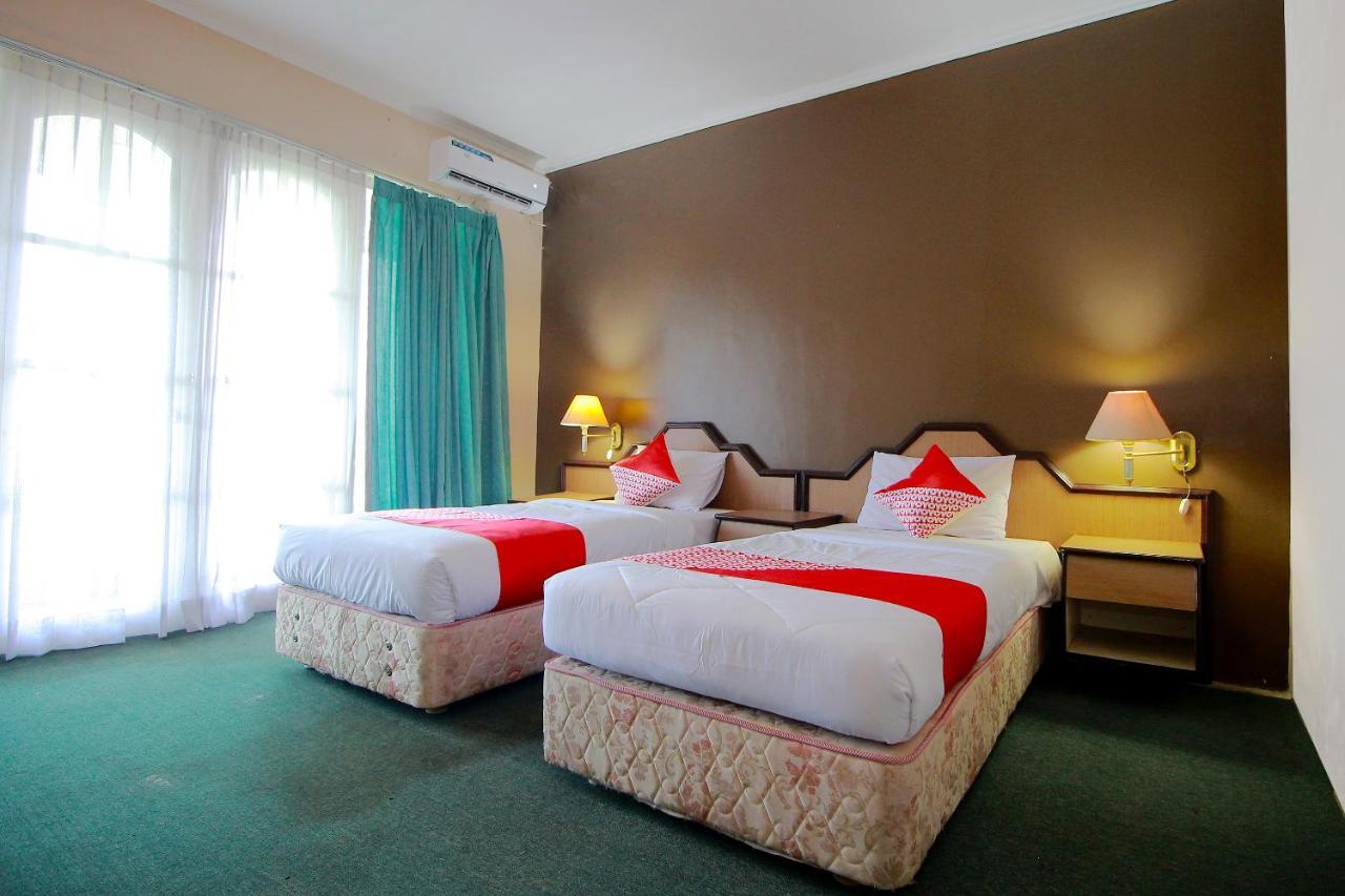 Oyo 2360 Hotel Rio Bengkulu Exterior foto